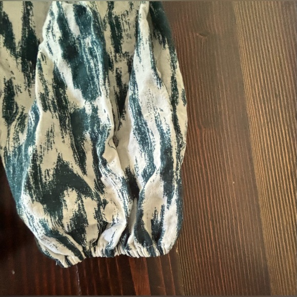 Evereve | Carson Wrap | Women’s Size Medium - Picture 6 of 9